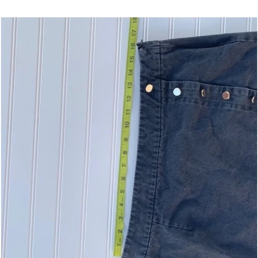 Style Rack Mini Pencil Skirt with Wrap Design - Picture 4 of 5